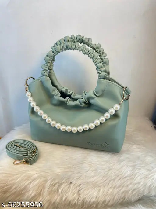 ✨ Stylish & Functional Women’s Sling Bag ✨